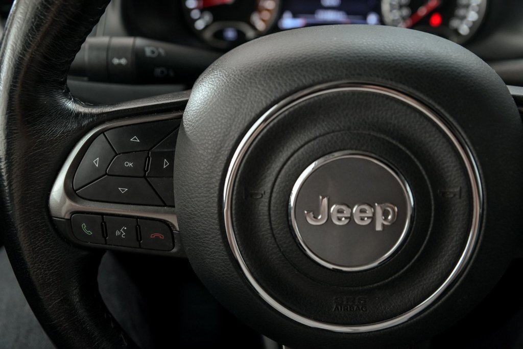 2018 Jeep Renegade Limited in Brossard, Quebec - 17 - w1024h768px