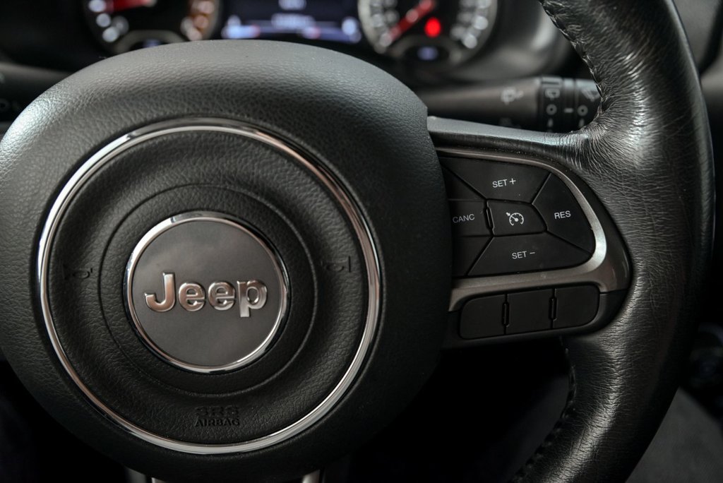 2018 Jeep Renegade Limited in Brossard, Quebec - 16 - w1024h768px