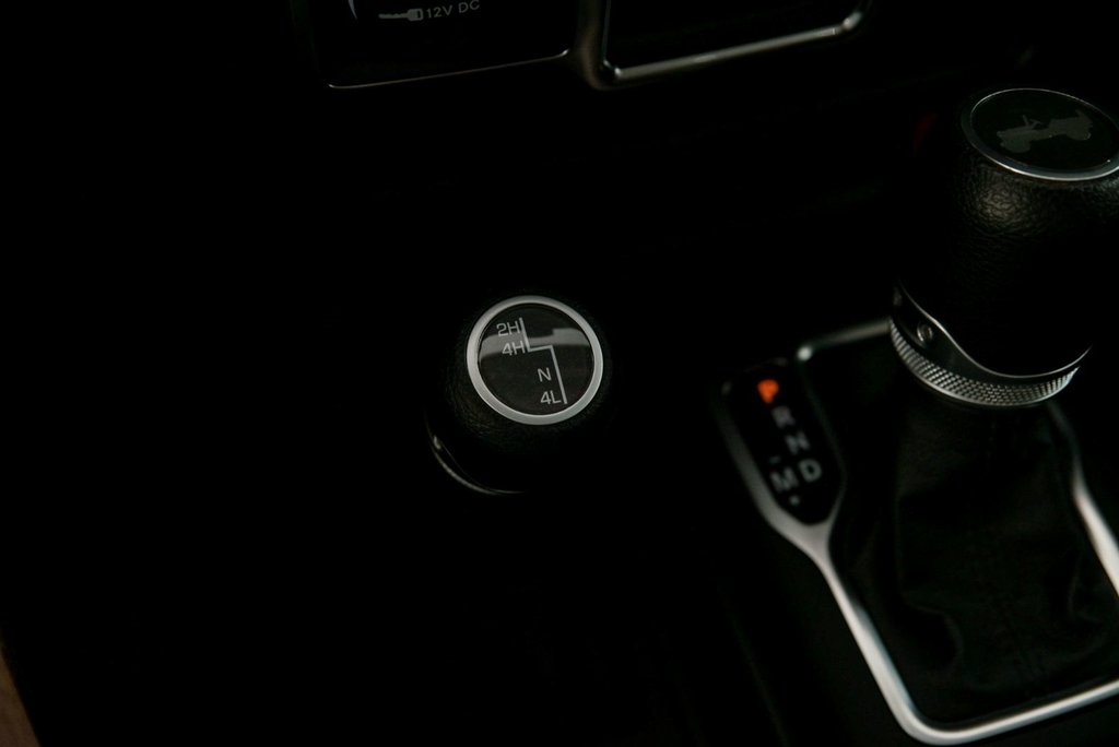 2022 Jeep Wrangler Sport in Brossard, Quebec - 18 - w1024h768px