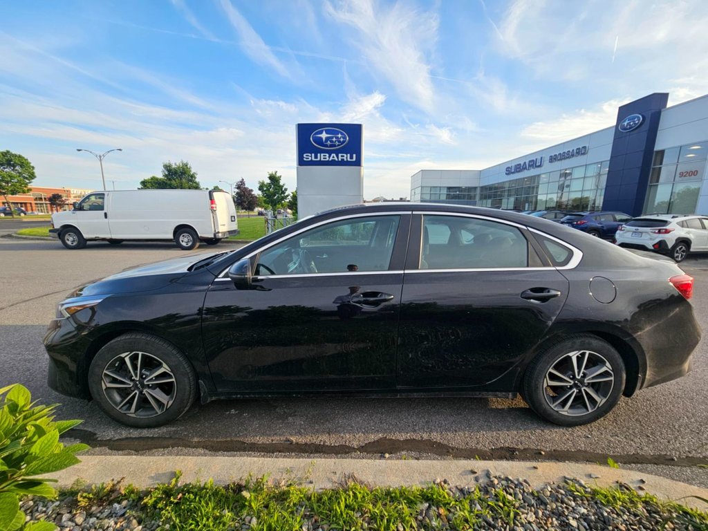 Kia Forte LX,CAMERA DE RECUL, CARPLAY 2023 à Brossard, Québec - 2 - w1024h768px