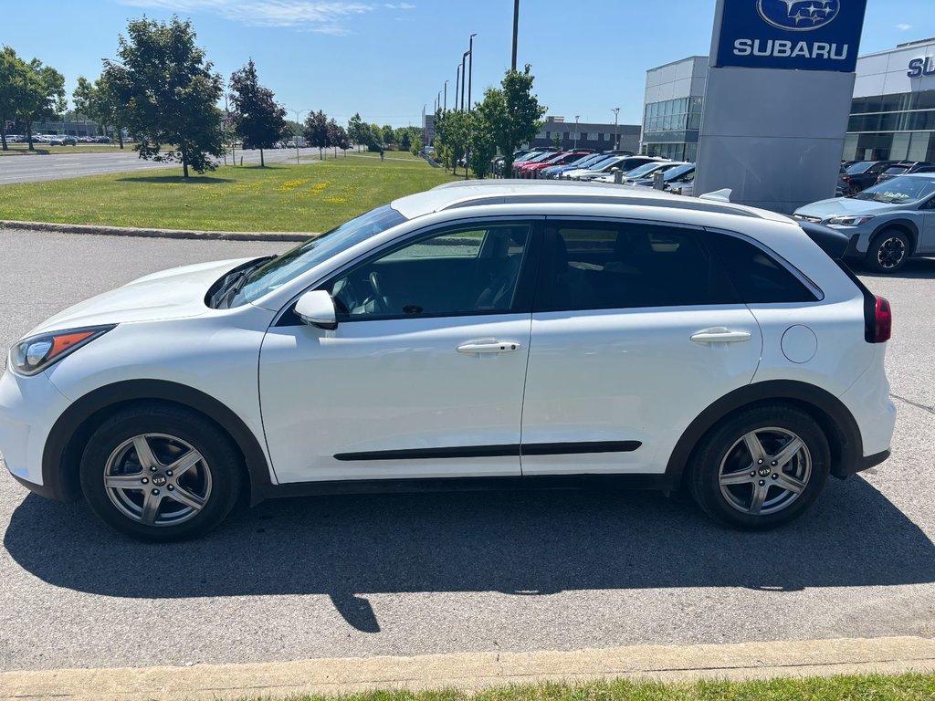 2018 Kia NIRO EX in Brossard, Quebec - 2 - w1024h768px