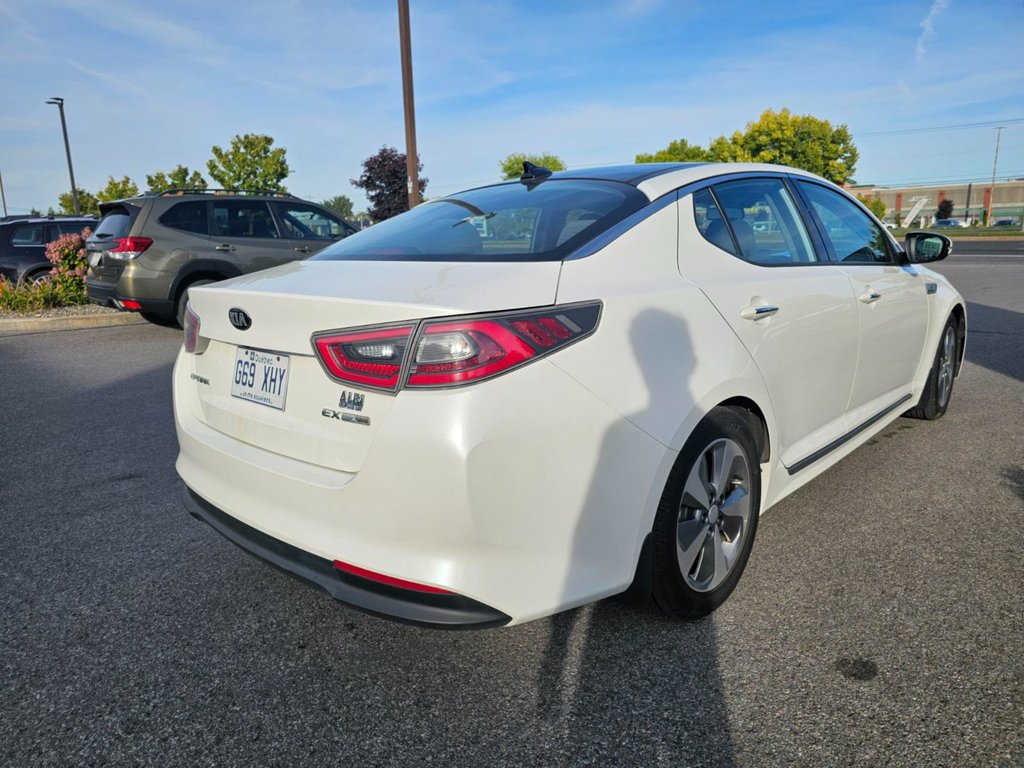 2015 Kia Optima Hybrid in Brossard, Quebec - 6 - w1024h768px