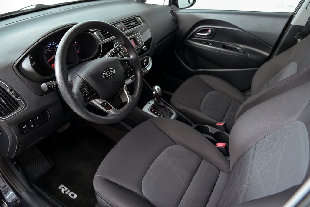 Kia Rio  2016 à Brossard, Québec - 12 - w1024h768px