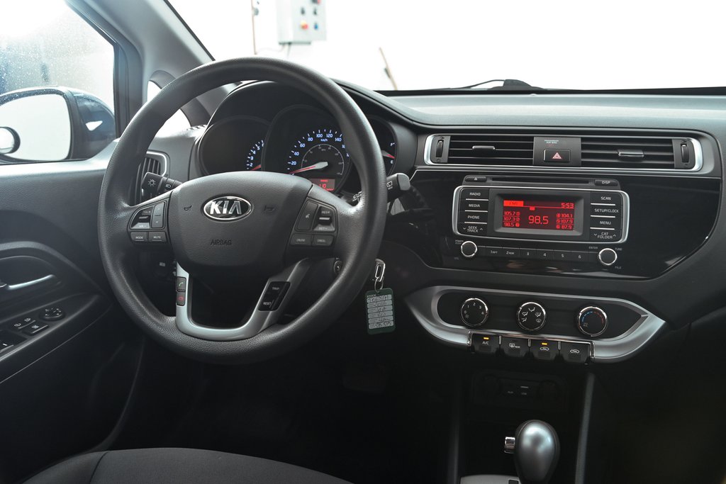 Kia Rio  2016 à Brossard, Québec - 21 - w1024h768px