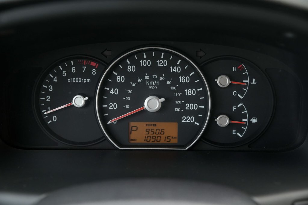 2012 Kia Rondo in Brossard, Quebec - 11 - w1024h768px