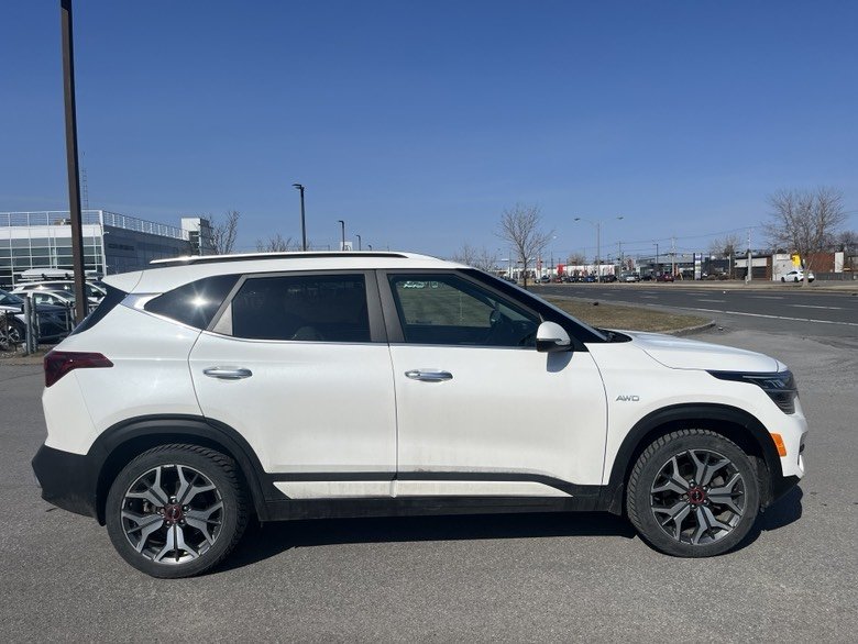Kia Seltos SX Turbo 2022 à Brossard, Québec - 8 - w1024h768px
