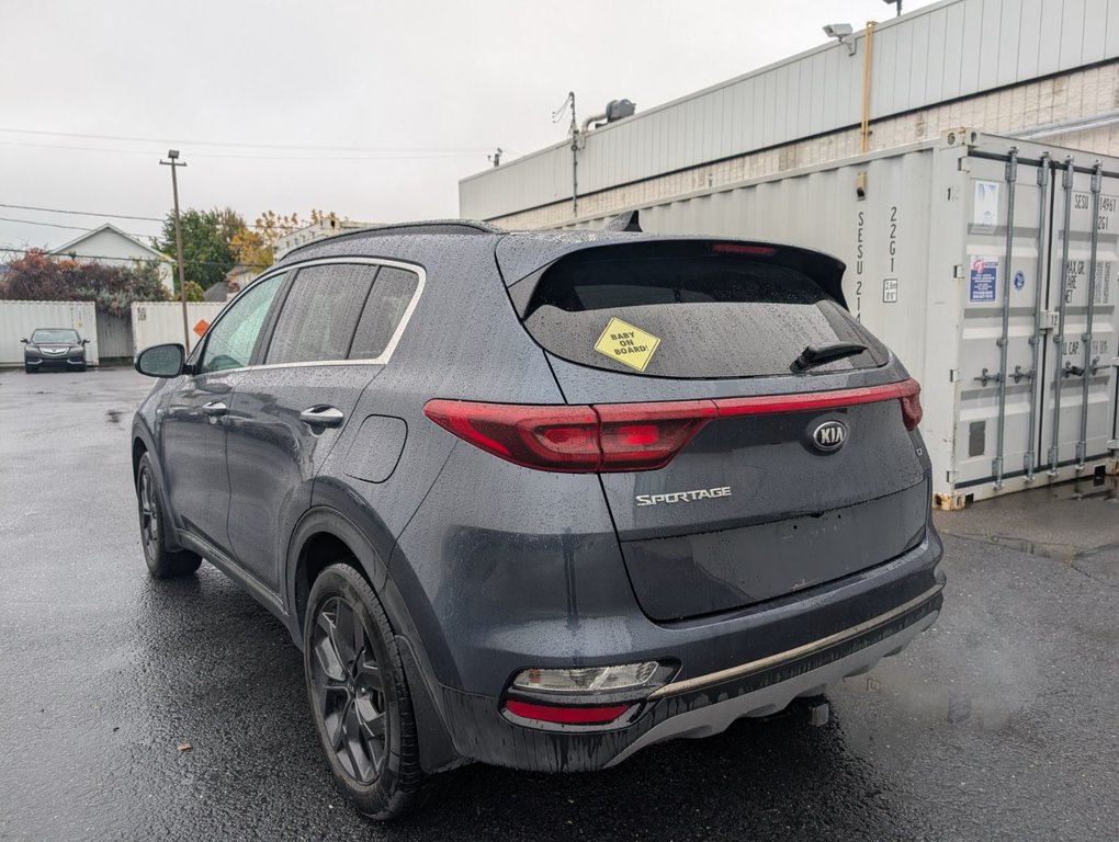 Kia Sportage  2022 à Brossard, Québec - 3 - w1024h768px
