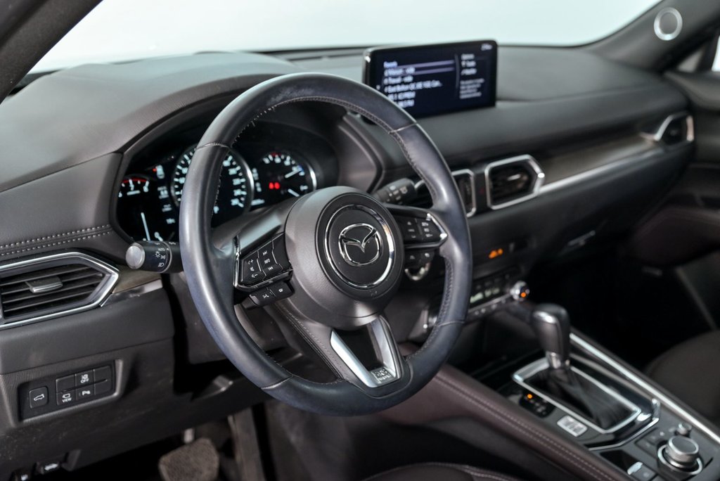 2024 Mazda CX-5 Signature in Brossard, Quebec - 13 - w1024h768px