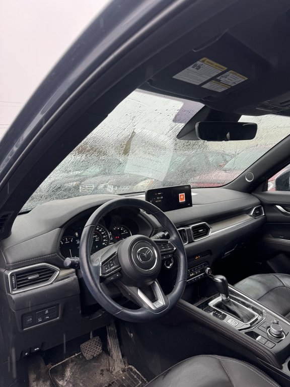 2024 Mazda CX-5 Signature in Brossard, Quebec - 5 - w1024h768px