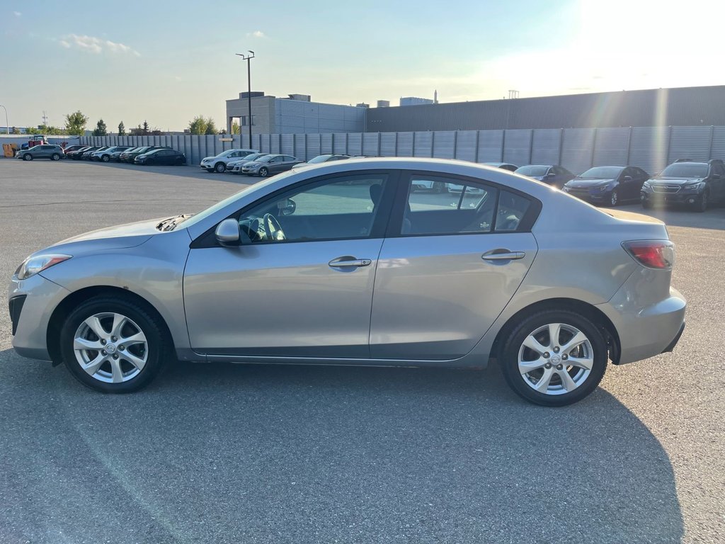 2011 Mazda 3 GX in Brossard, Quebec - 3 - w1024h768px