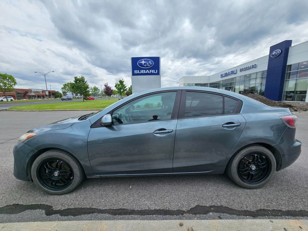 2012 Mazda 3 GX in Brossard, Quebec - 2 - w1024h768px