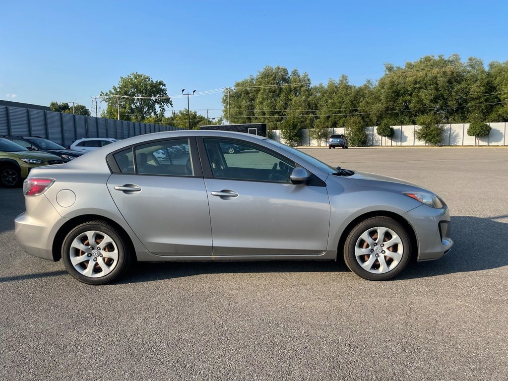 2012 Mazda 3 GX in Brossard, Quebec - 5 - w1024h768px
