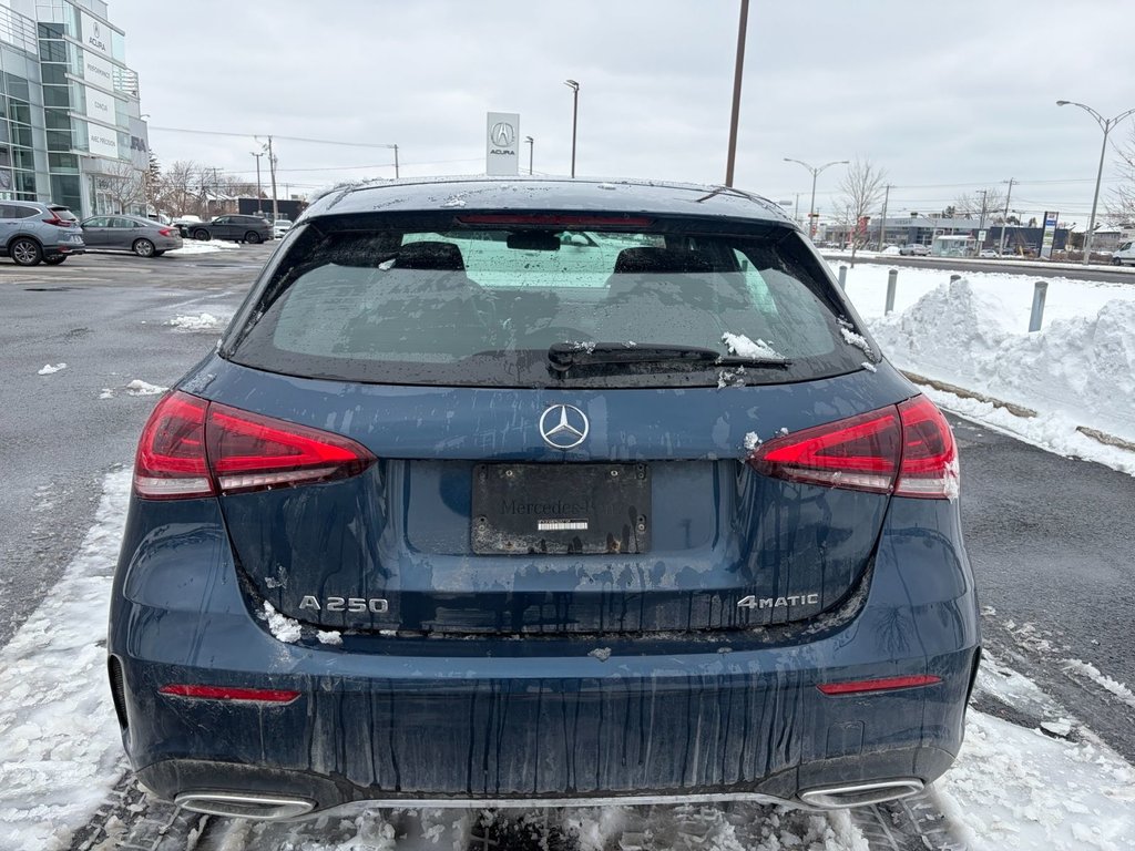 Mercedes-Benz A-Class A 250 2022 à Brossard, Québec - 7 - w1024h768px