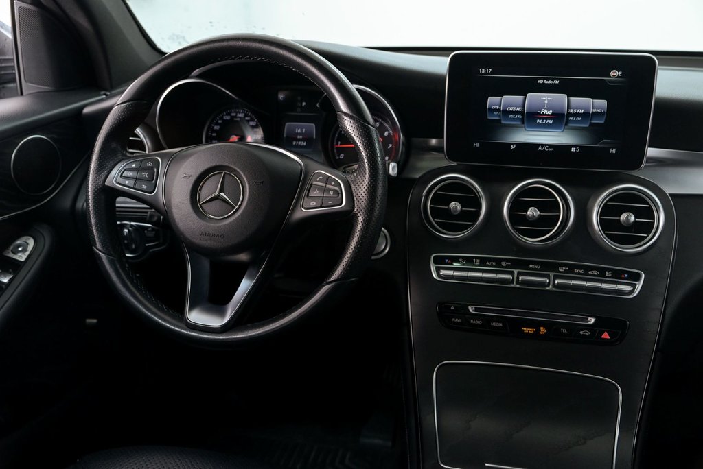 Mercedes-Benz GLC 300 2018 à Brossard, Québec - 25 - w1024h768px
