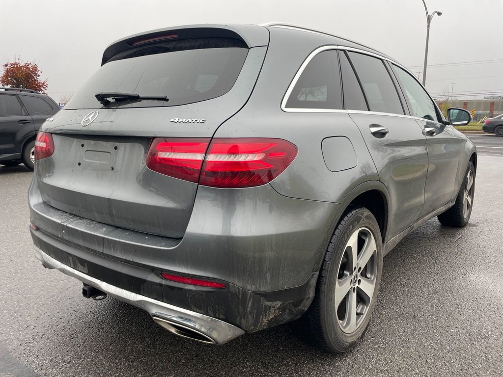 Mercedes-Benz GLC 300 2018 à Brossard, Québec - 6 - w1024h768px