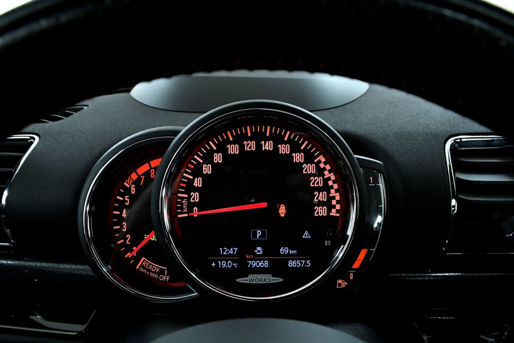 2020 MINI Clubman John Cooper Works in Brossard, Quebec - 25 - w1024h768px