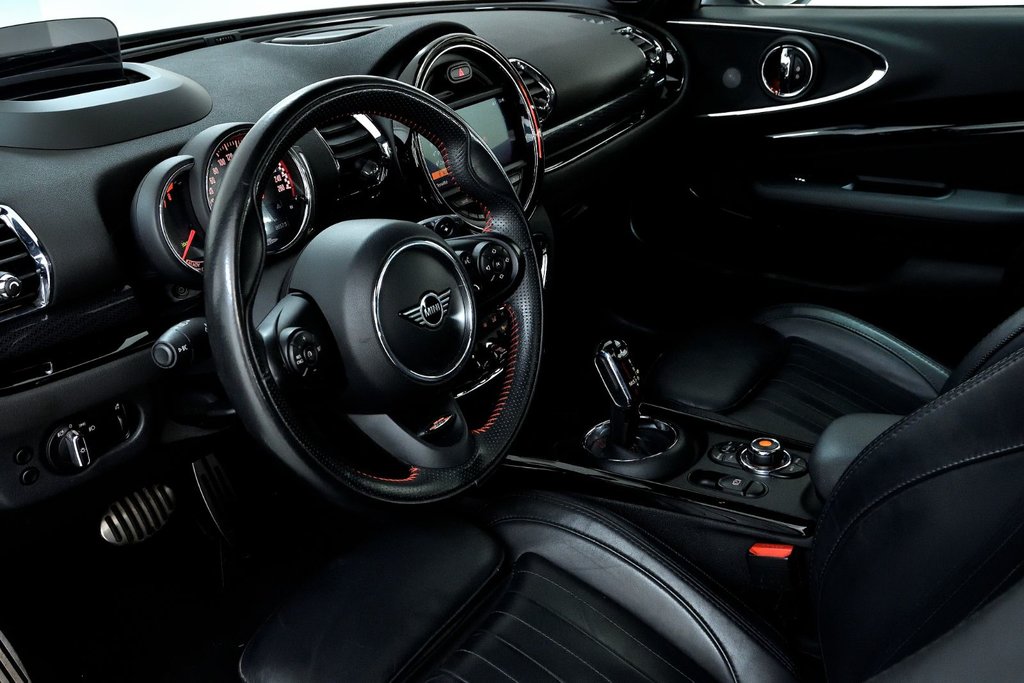 2020 MINI Clubman John Cooper Works in Brossard, Quebec - 15 - w1024h768px