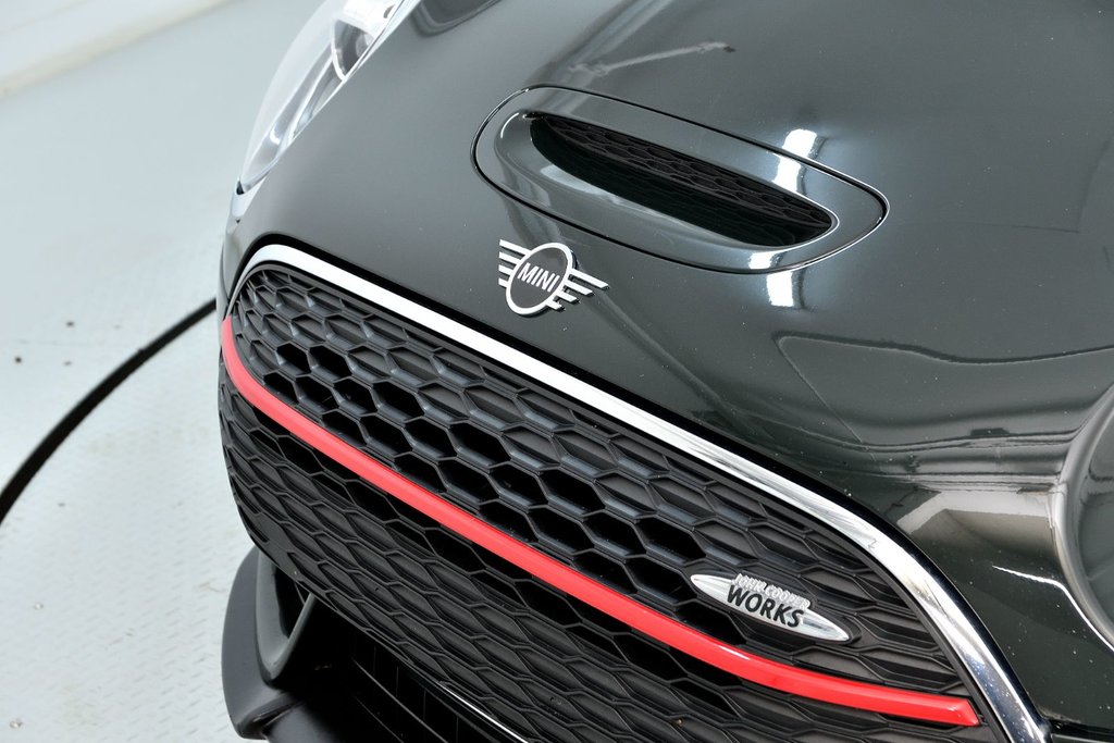 2020 MINI Clubman John Cooper Works in Brossard, Quebec - 7 - w1024h768px