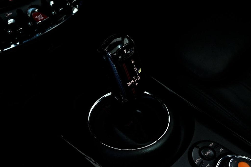 2020 MINI Clubman John Cooper Works in Brossard, Quebec - 23 - w1024h768px
