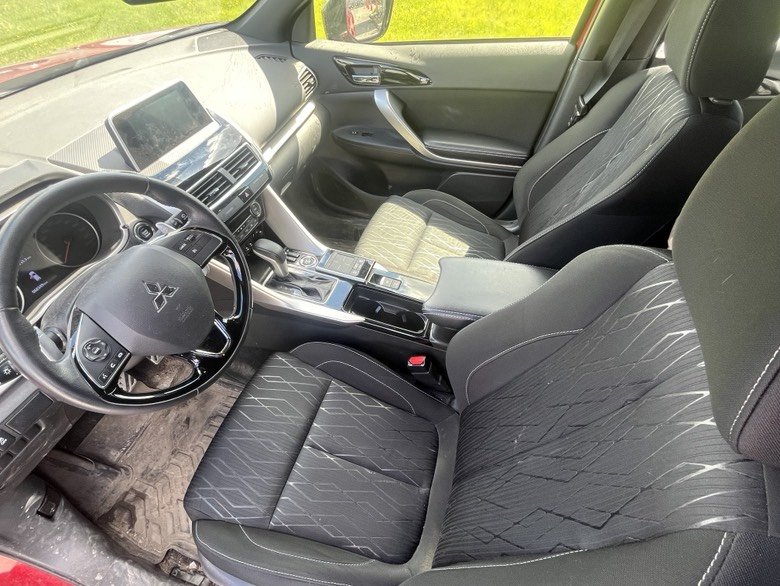2020 Mitsubishi Eclipse Cross in Brossard, Quebec - 9 - w1024h768px