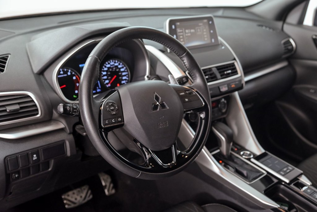 2020 Mitsubishi Eclipse Cross in Brossard, Quebec - 11 - w1024h768px