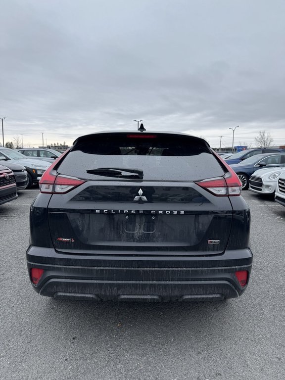 2023 Mitsubishi Eclipse Cross ES in Brossard, Quebec - 4 - w1024h768px