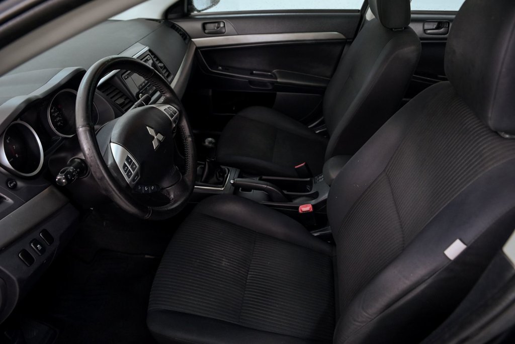 Mitsubishi Lancer  2015 à Brossard, Québec - 10 - w1024h768px
