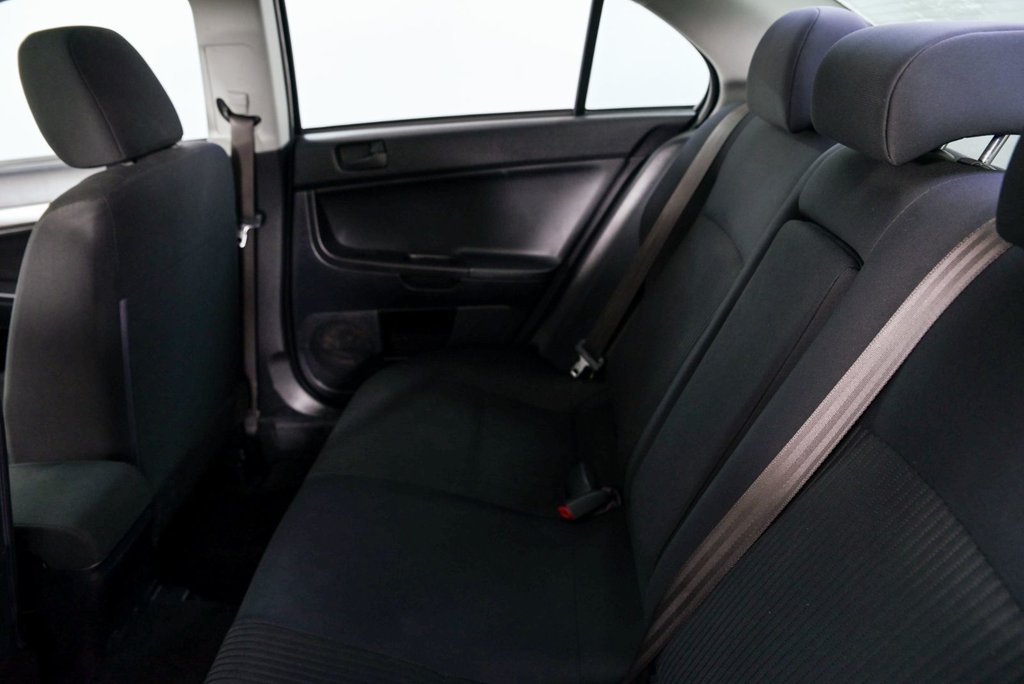 Mitsubishi Lancer  2015 à Brossard, Québec - 19 - w1024h768px