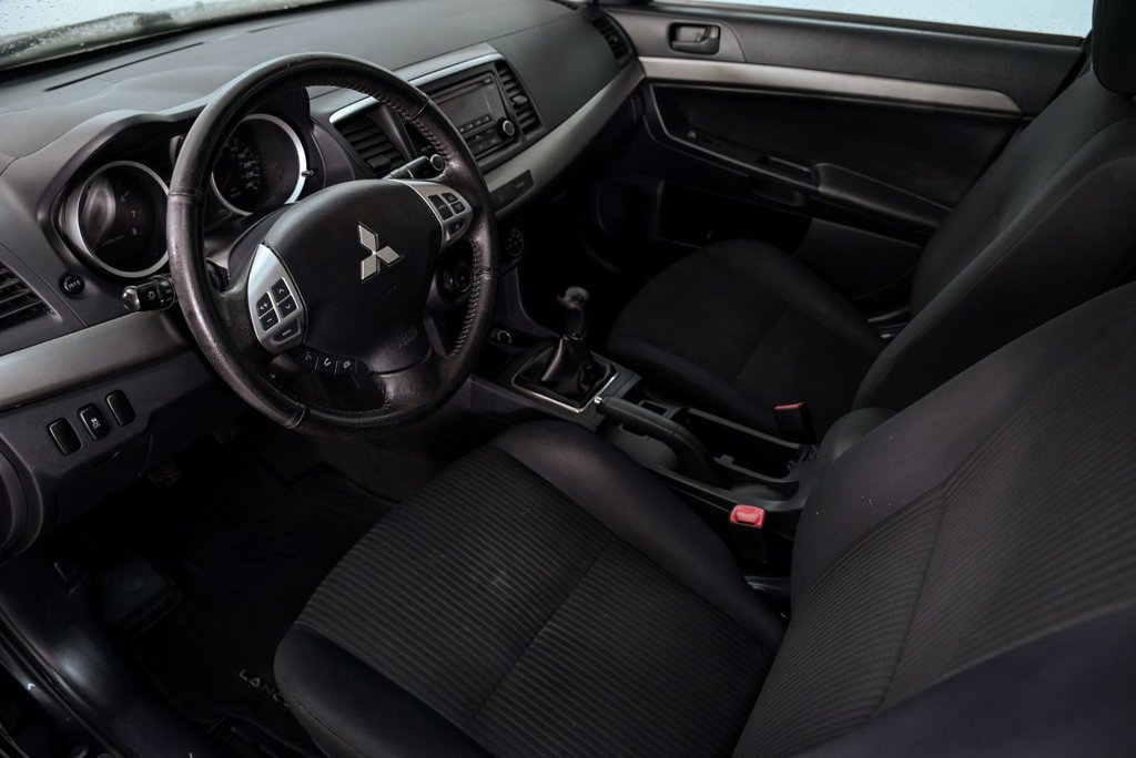 Mitsubishi Lancer  2015 à Brossard, Québec - 12 - w1024h768px