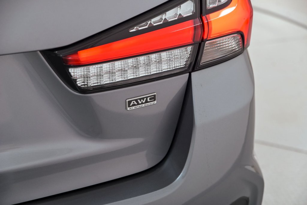 2022 Mitsubishi RVR GT in Brossard, Quebec - 8 - w1024h768px