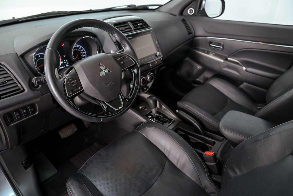 2022 Mitsubishi RVR GT in Brossard, Quebec - 13 - w1024h768px