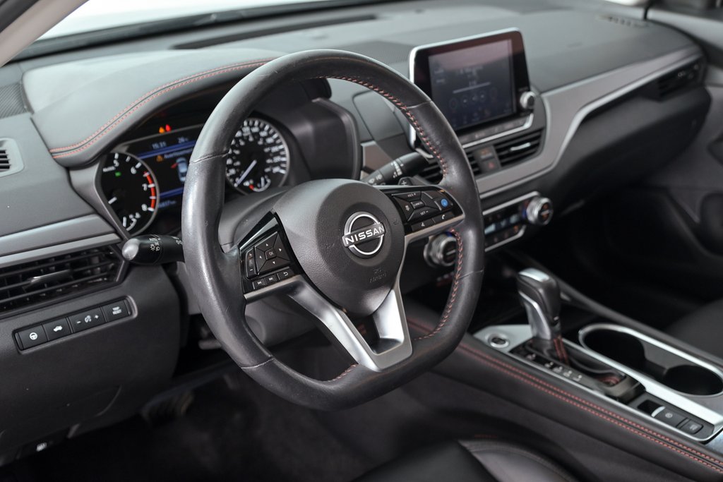 2024 Nissan Altima SR in Brossard, Quebec - 13 - w1024h768px