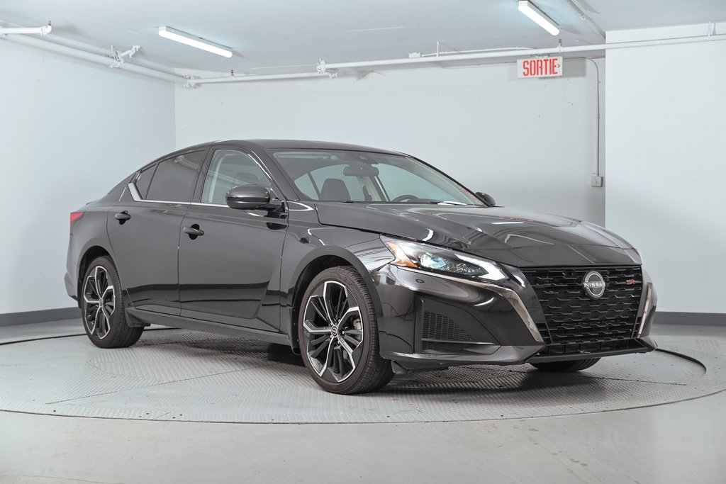 2024 Nissan Altima SR in Brossard, Quebec - 1 - w1024h768px