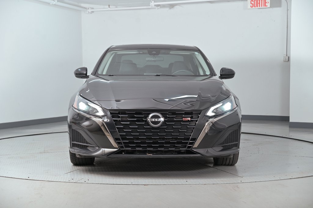 2024 Nissan Altima SR in Brossard, Quebec - 6 - w1024h768px