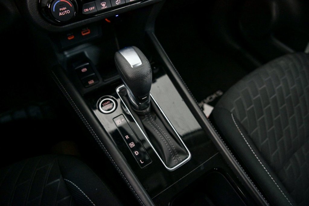 2021 Nissan Kicks SV in Brossard, Quebec - 20 - w1024h768px
