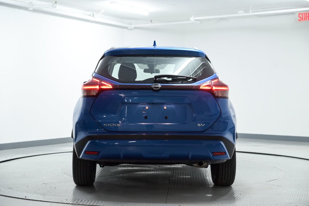 Nissan Kicks SV 2023 à Brossard, Québec - 2 - w1024h768px