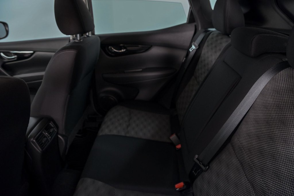 Nissan Qashqai SV 2022 à Brossard, Québec - 22 - w1024h768px