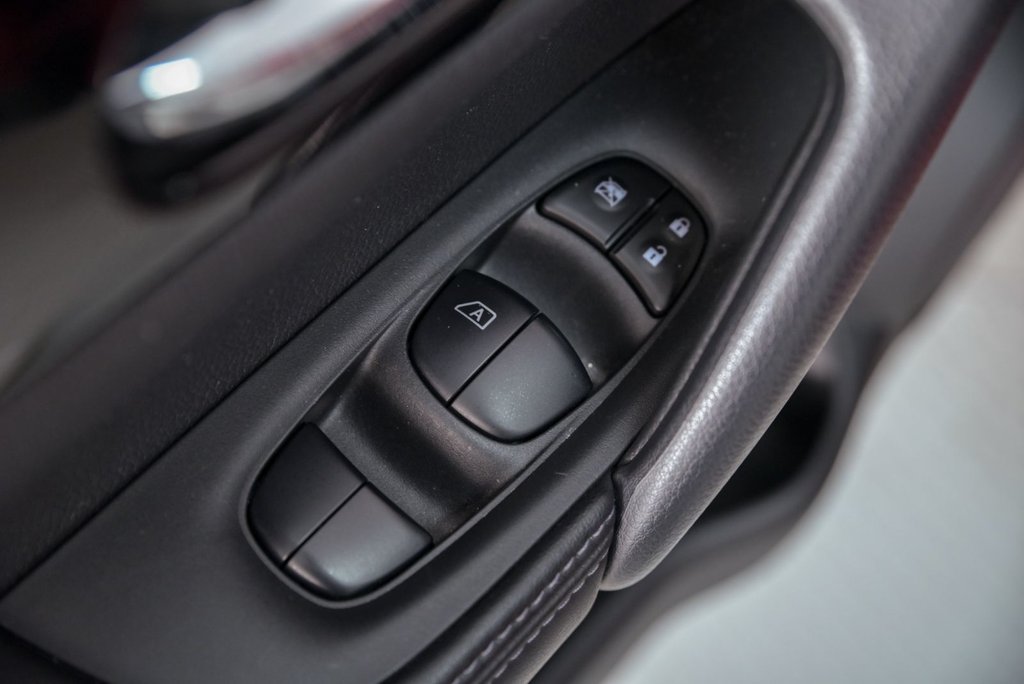 Nissan Qashqai SV 2022 à Brossard, Québec - 9 - w1024h768px