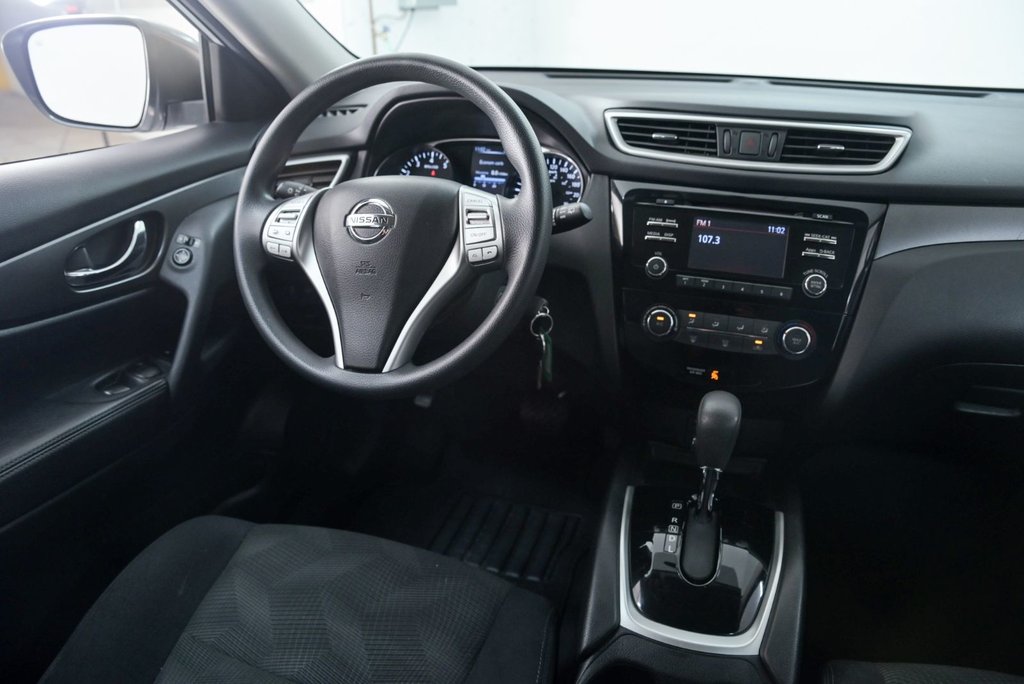 2015 Nissan Rogue S in Brossard, Quebec - 22 - w1024h768px