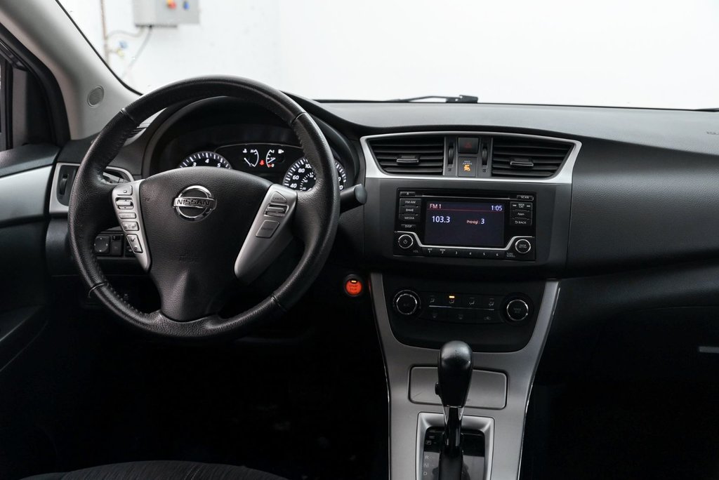 2015 Nissan Sentra 1.8 S in Brossard, Quebec - 24 - w1024h768px