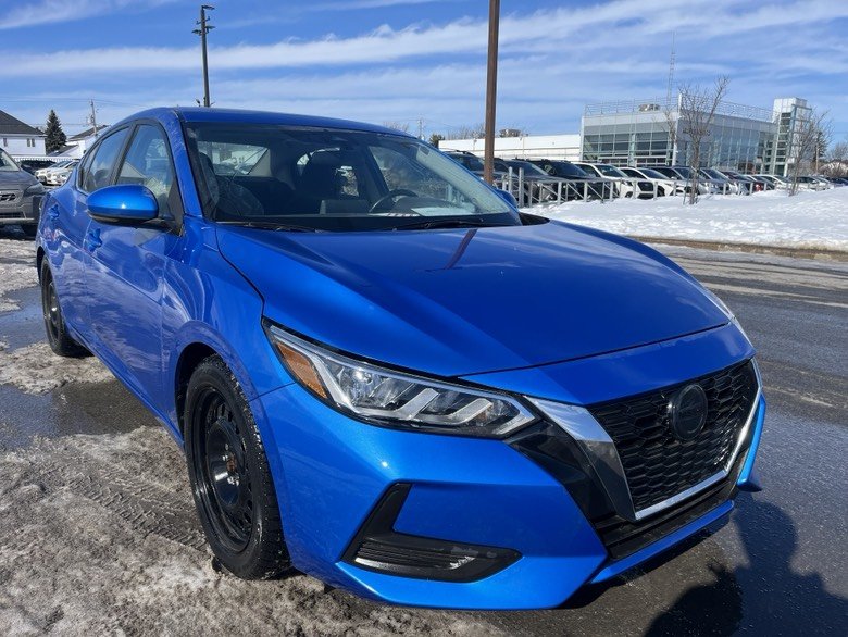 2022 Nissan Sentra SV in Brossard, Quebec - 2 - w1024h768px