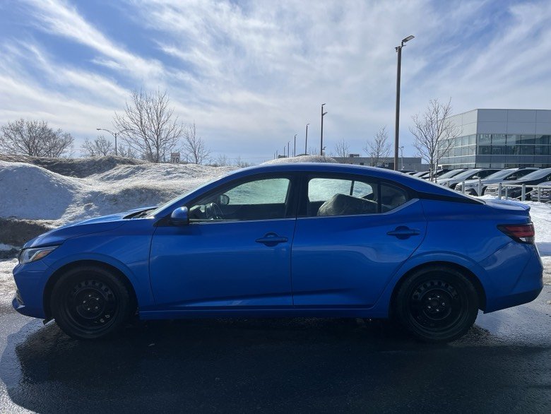 2022 Nissan Sentra SV in Brossard, Quebec - 3 - w1024h768px