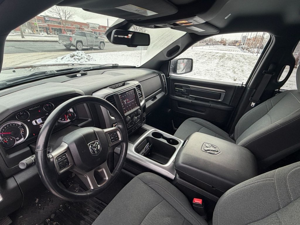 2022 Ram 1500 Classic Warlock in Brossard, Quebec - 9 - w1024h768px