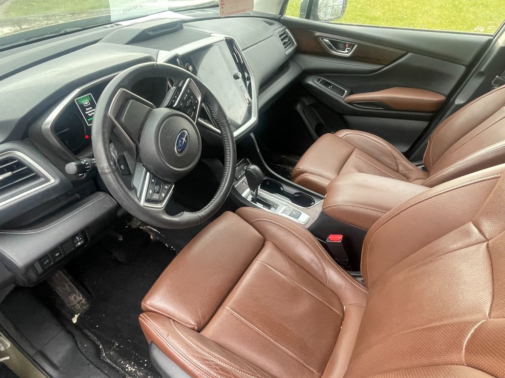 Subaru Ascent Premier 2023 à Brossard, Québec - 8 - w1024h768px