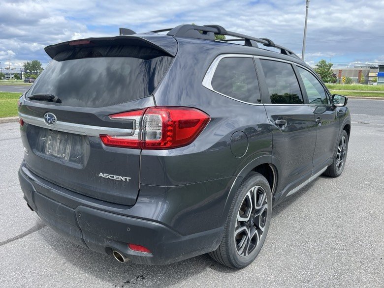 2023 Subaru Ascent Limited XT // 2.4T, SIEGES CHAUFF., CARPLAY, TOIT in Brossard, Quebec - 4 - w1024h768px