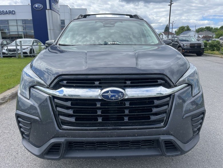 2023 Subaru Ascent Limited XT // 2.4T, SIEGES CHAUFF., CARPLAY, TOIT in Brossard, Quebec - 2 - w1024h768px