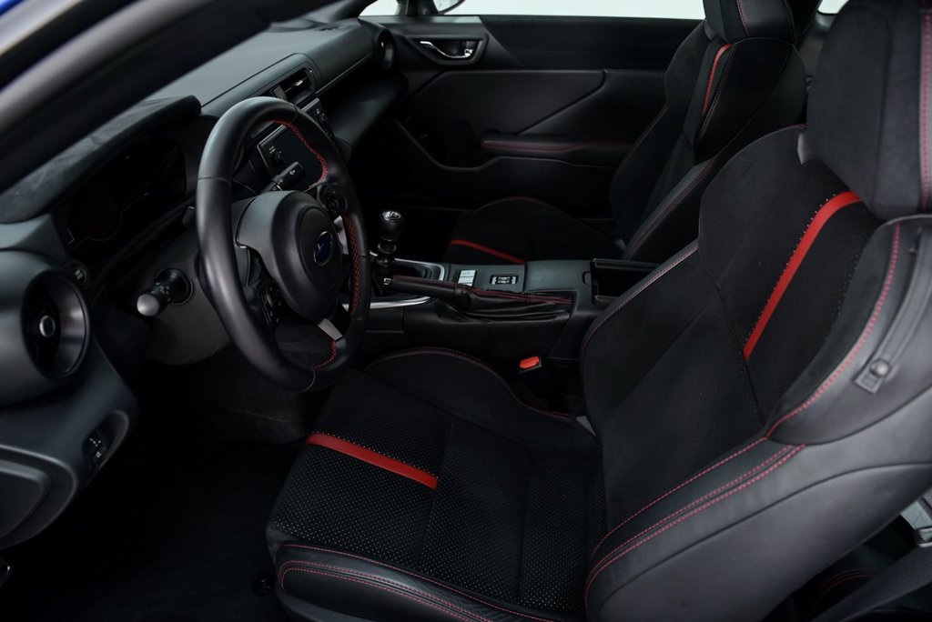 Subaru BRZ Sport-tech 2022 à Brossard, Québec - 10 - w1024h768px