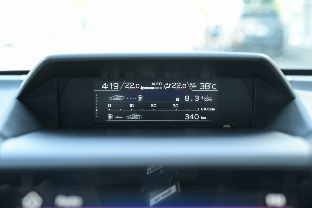 Subaru Crosstrek Limited // CUIR,HARMAN KARDON, TOIT OUVRANT 2023 à Brossard, Québec - 16 - w1024h768px