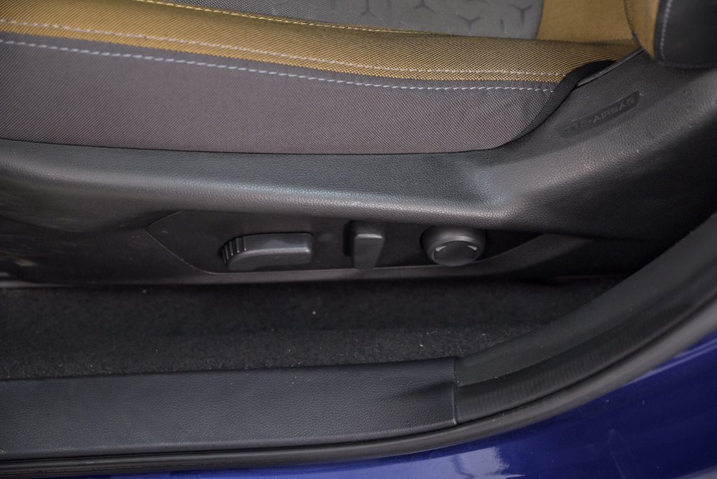 2024 Subaru Crosstrek Onyx // 2.5L, Toit Ouvrant, Mags, Apple Carplay in Brossard, Quebec - 11 - w1024h768px