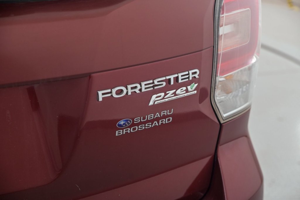 2017 Subaru Forester i Convenience in Brossard, Quebec - 8 - w1024h768px